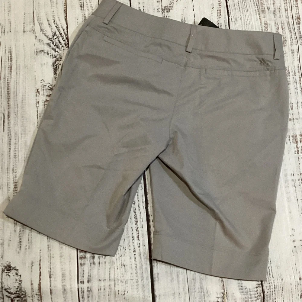 707. Adidas ClimaLite Gray Golf Shorts Size 12 NWOT